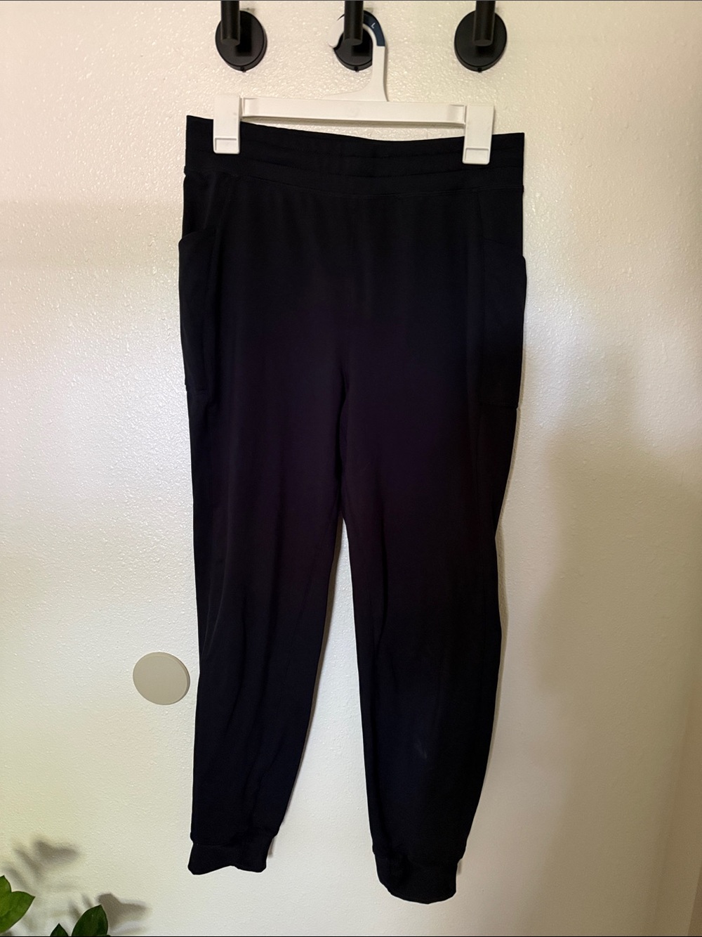 Fabletics Black Pull-On Joggers with Pockets